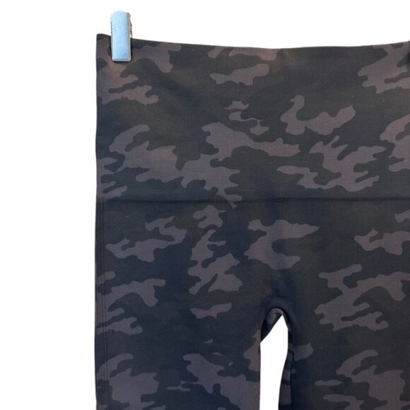 NWT Spanx | Shape Camouflage Leggings Size Large - Picture 3 of 8